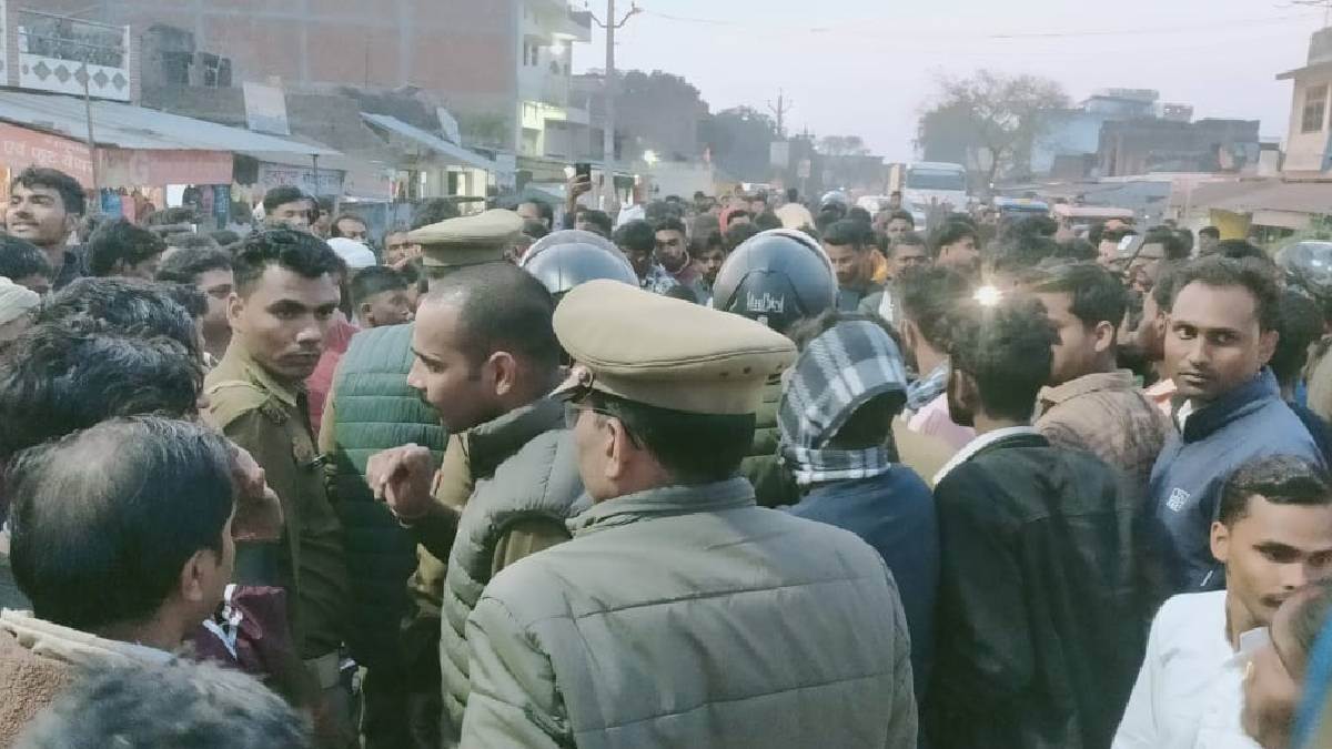 https://www.jagranimages.com/images/newimg/25022024/25_02_2024-road_accident_23661340.jpg
