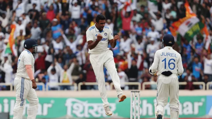 R Ashwin: आर अश्विन ने रांची में रचा इतिहास।