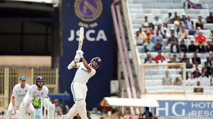 IND vs ENG: यशस्वी ने तोड़ा सहवाग का 16 साल पुराना रिकॉर्ड।