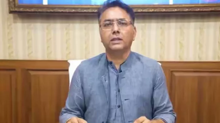 अफसरों को मंत्री अमन अरोड़ा ने दी दो टूक चेतावनी (File Photo)