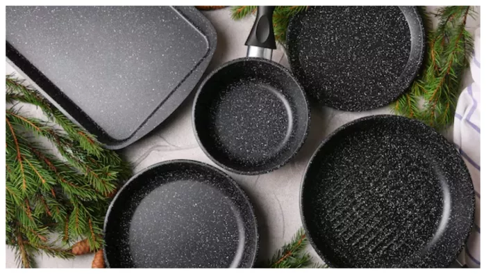 Non-Stick Cookwares का इस्तेमाल, कहीं बना न दे आपको बीमार! (Picture Courtesy: Freepik)