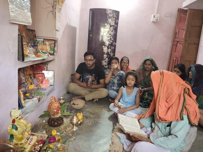 कलश स्थापना के साथ शुरू हुआ देवी का महापर्व