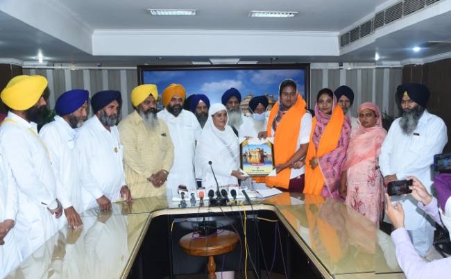 SGPC honour Player Kamal Preet - Punjab Amritsar Local News