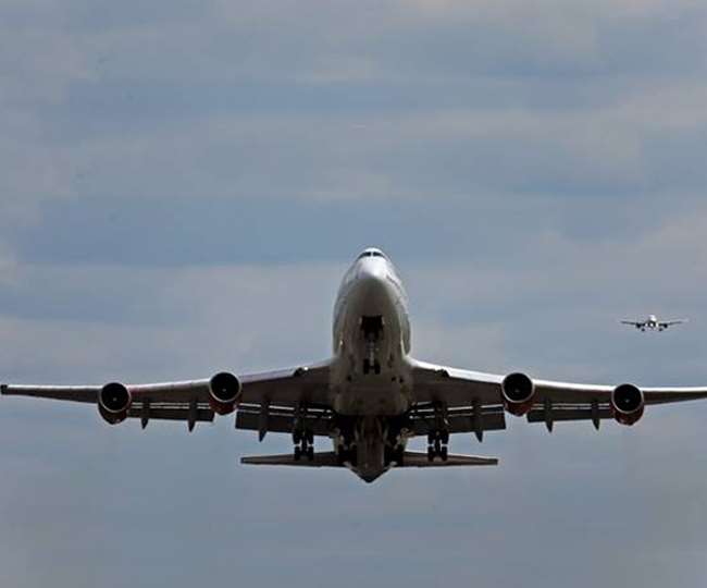 आकासा एयर जून से पहली वाणिज्यिक सेवा शुरू कर सकती है।
