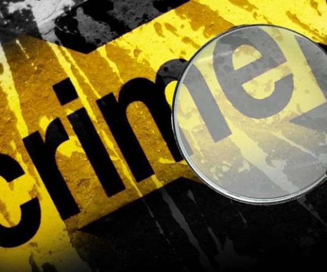 araria crime criminals robbed 40 thousand rupees from an old woman going home after withdrawing money from the bank