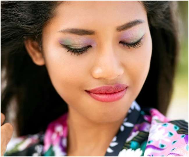 https://www.jagranimages.com/images/newimg/25032022/25_03_2022-minimal-makeup-look_22569988.jpg