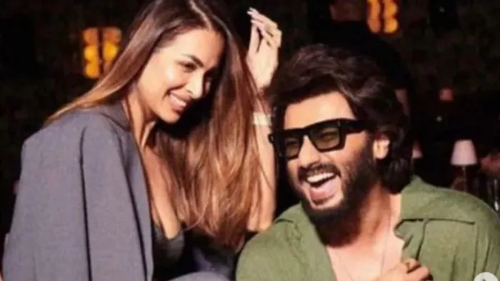 Photo Credit : Arjun Kapoor Malaika Arora Instagram Photos Screenshot