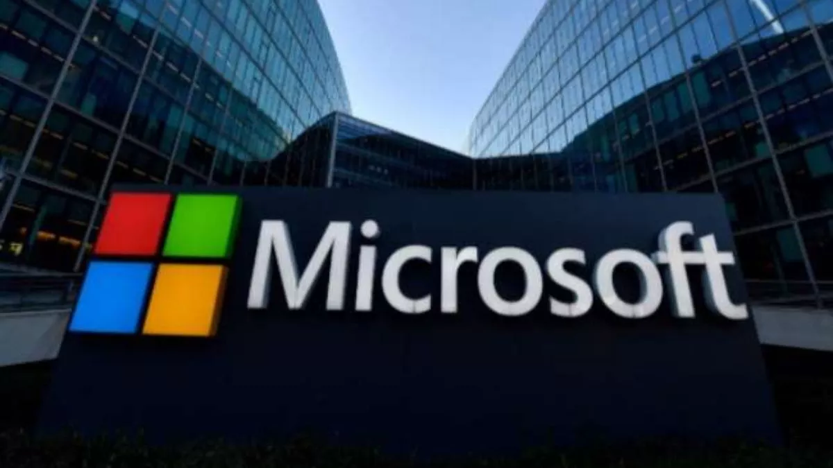 Microsoft ने प्रतिद्वंद्वी कंपनियों को दी धमकी, ये है इसके पीछे का बड़ा कारण