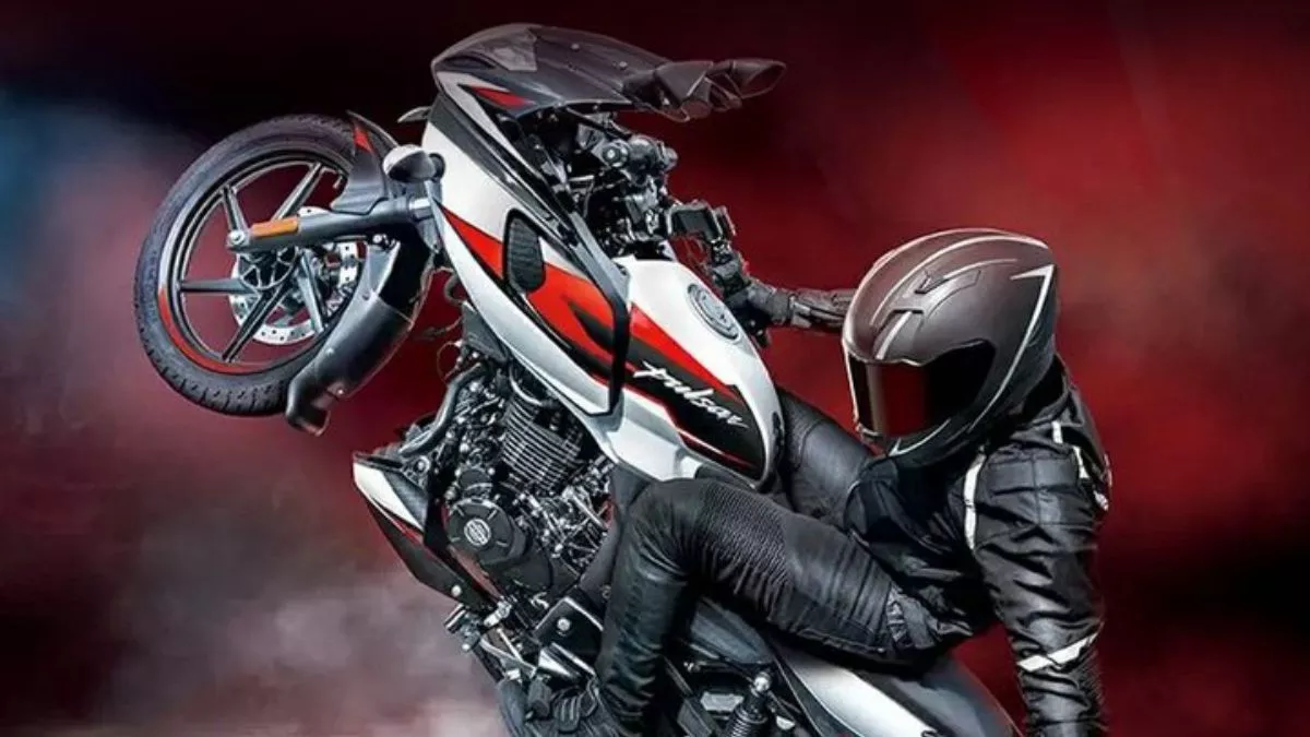 नए अपडेट के साथ लॉन्च हुई 2023 Bajaj Pulsar 220F, जानें प्रमुख बदलाव और नई कीमत के बारे में