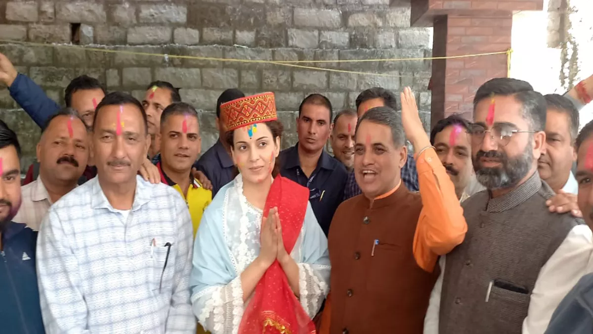 Kangana Ranuat- मंडी से BJP उम्मीदवार बनने पर कंगना रनौत ने पीएम मोदी और नड्डा का जताया आभार, कहा- बेहद ही इमोशन दिन