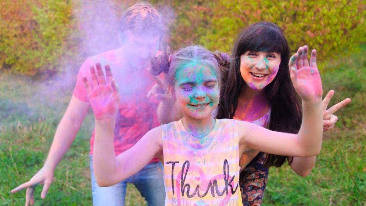 https://www.jagranimages.com/images/newimg/25032024/25_03_2024-kids_holi_skincare_23682434.jpg