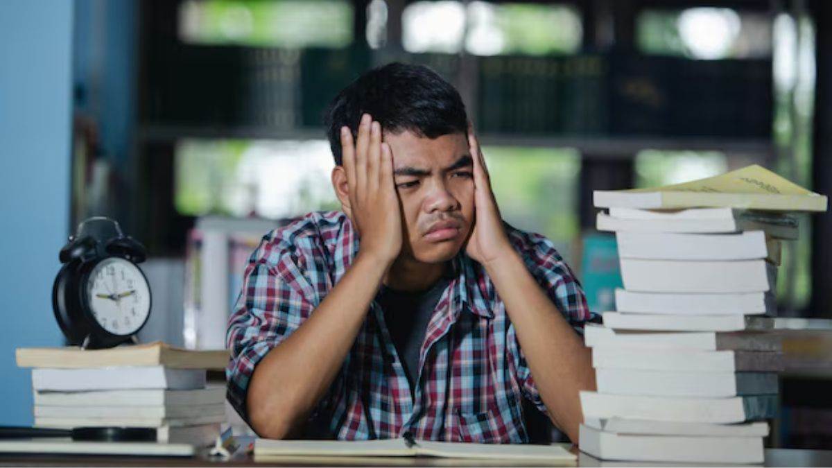 https://www.jagranimages.com/images/newimg/25032025/25_03_2025-exam_result_stress_23905631_12463774.jpg
