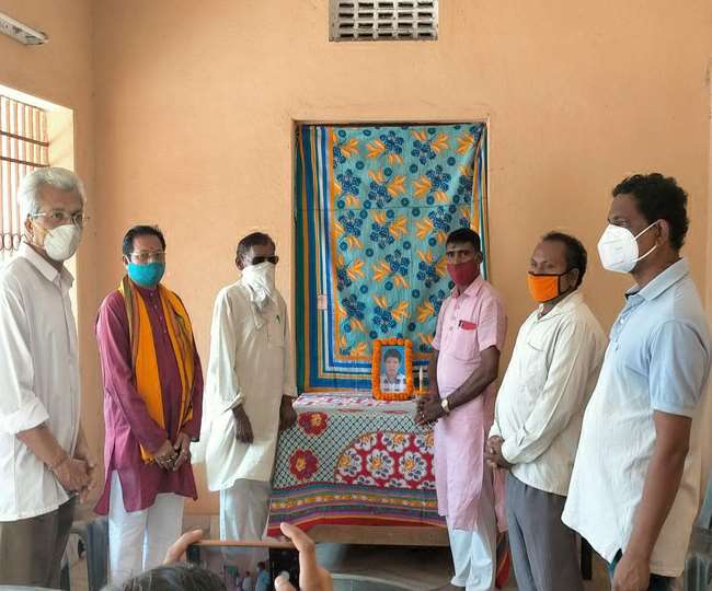 कुष्ठ पीड़ितों की सेवा करने वाले कालीचरण मंडल का निधन