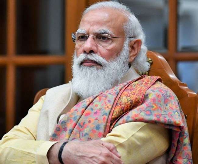 ऑक्सीजन की आपूर्ति के लिए सरकार ने पूरी ताकत झोंक दी है।