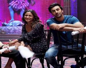 आलिया भट्ट और रणबीर कपूर एक-दूसरे को काफी समय से डेट कर रहे हैl