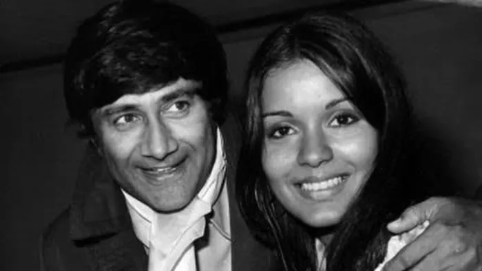 zeenat aman, actress zeenat aman, zeenat aman movies, zeenat and dev anand, dev anand movies, zeenat aman social media