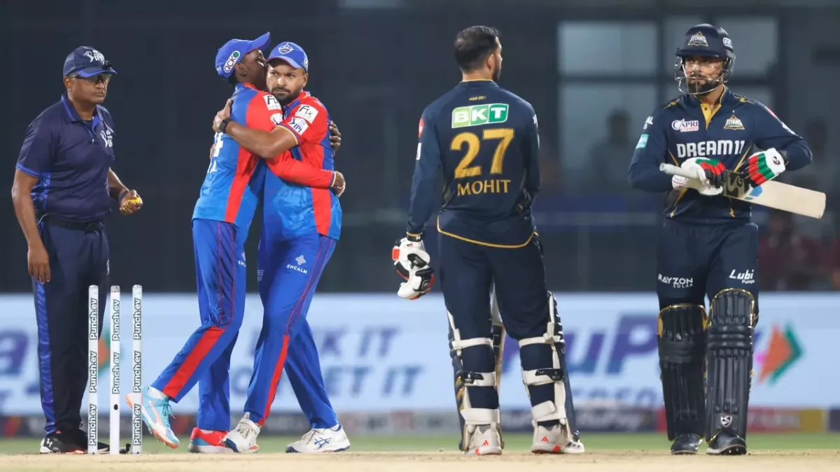 DC vs GT: दिल्ली और गुजरात ने आखिरी चार ओवर में बनाए 149 रन, टी20 क्रिकेट में वर्ल्ड रिकॉर्ड बनाने से चूकी