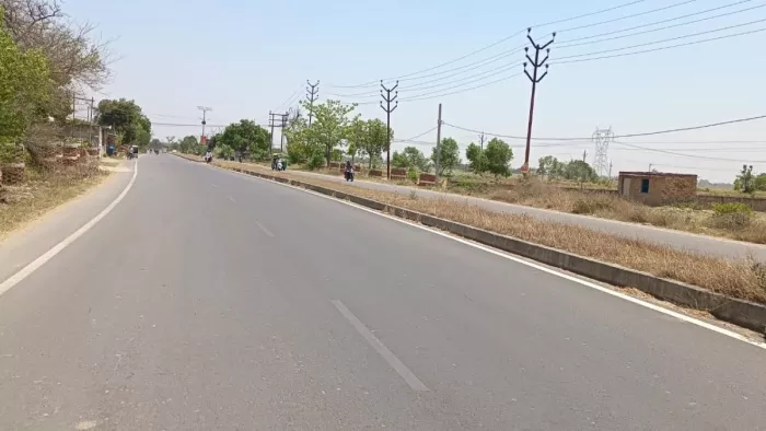 चिलचिलाती धूप में मऊ-आजमगढ़ राष्ट्रीय मार्ग पर पसरा सन्नाटा : जागरण