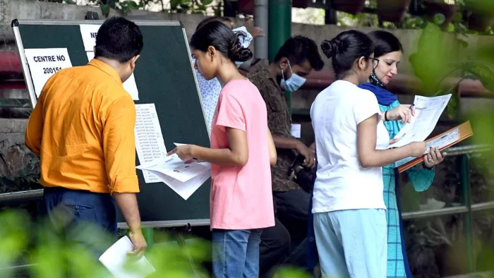 Haryana News: जेईई मेंस में तरुण और राधिका ने फतेहाबाद में किया टॉप। फाइल फोटो
