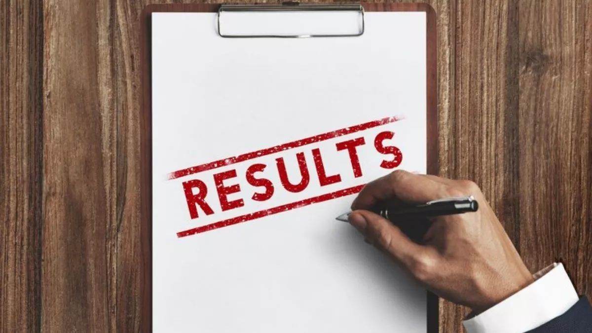 https://www.jagranimages.com/images/newimg/25042024/25_04_2024-jee_mains_result_23704776.jpg