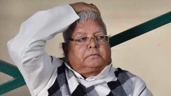 'लालू यादव को भी बराबर सजा मिले', चारा घोटाले में CBI की याचिका पर हाईकोर्ट में सुनवाई