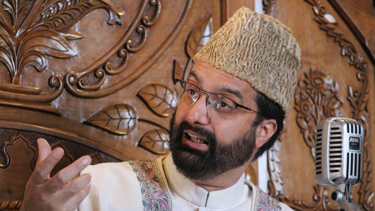 https://www.jagranimages.com/images/newimg/25042025/25_04_2025-mirwaiz_2_23925643.jpg
