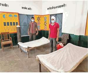 मेरठ के गांव में शिक्षिका की मौत के बाद पूरी की तैयारी।