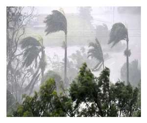 Yaas Alert in Bihar: बिहार में यास तूफान की आहट, राजधानी में छाए बादल, इन जिलों में आज आंधी के आसार