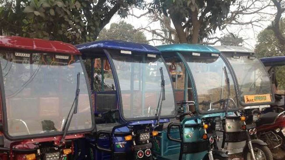 thirty five thousand e rickshaw owner consuming household and stolen electricity in lucknow