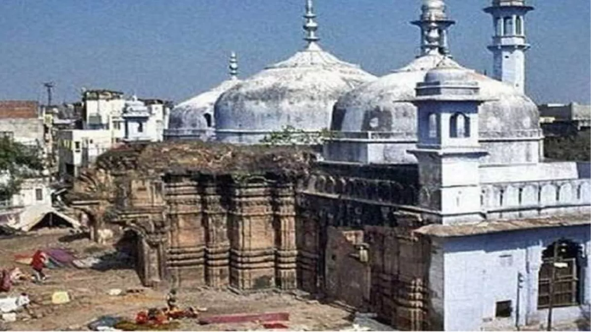 Gyanvapi Mosque Case: मुस्लिम पर्सनल ला बोर्ड का बड़ा एलान, ज्ञानवापी मस्जिद के लिए लड़ेगा कानूनी लड़ाई