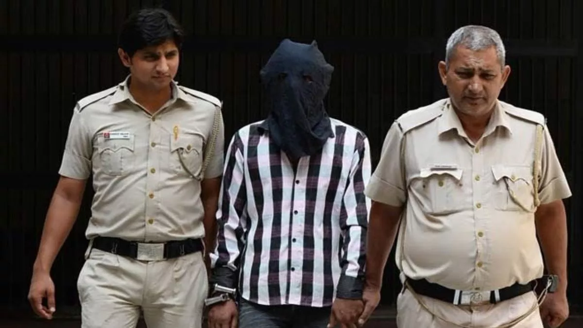 Delhi: सीरियल किलर रविंद्र को आजीवन कारावास की सजा, कबूली थी 30 बच्चों से दरिंदगी की बात