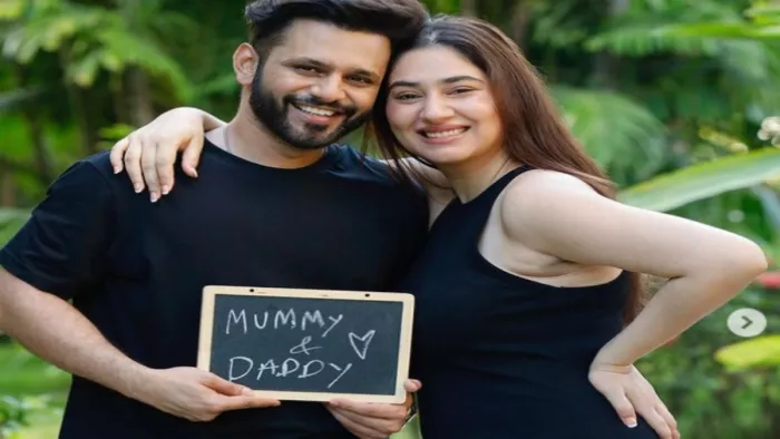 Disha Parmar Baby Bump, Disha Parmar Rahul Vaidya