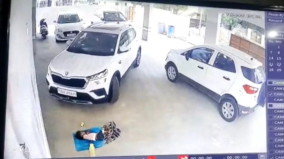 Hyderabad: धूप से बचाने के लिए मां ने तीन साल की मासूम को पार्किंग में सुलाया, कार ने कुचला; हुई दर्दनाक मौत