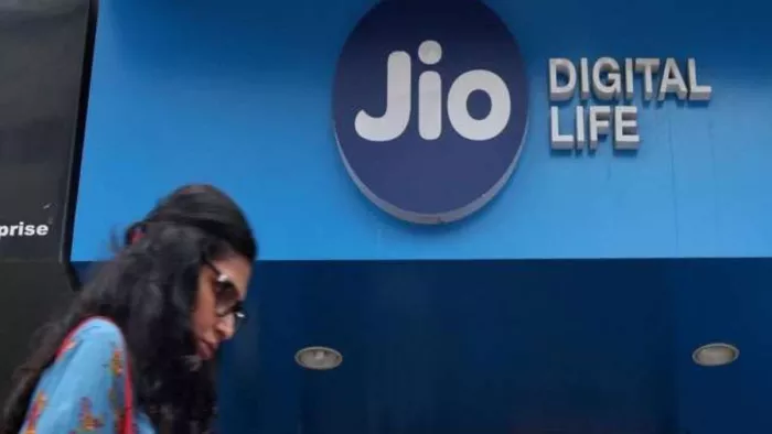 Jio का सुपरहिट प्लान, केवल 61 रुपये में अनलिमिटेड 5G डाटा का मजा

BUSINESS NEWS Unlimited 5G Data Jio's superhit plan, enjoy unlimited 5G data for just Rs 61