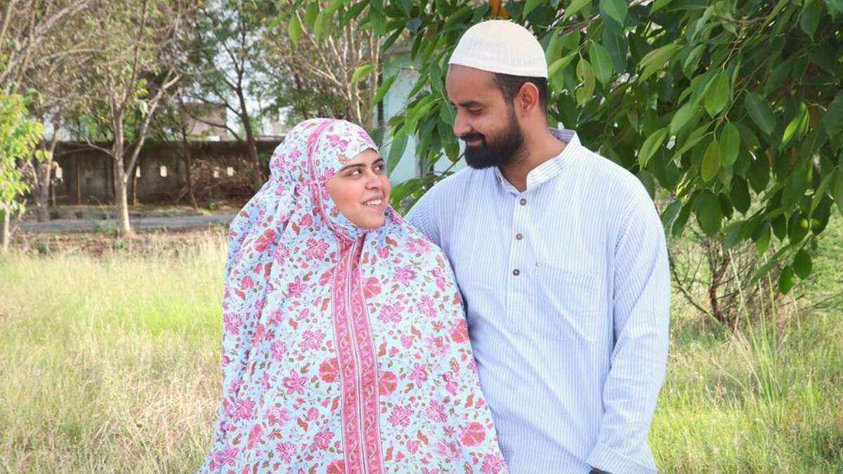 https://www.jagranimages.com/images/newimg/25052023/25_05_2023-saba_ibrahim_with_husband_sunny_23422748.jpg