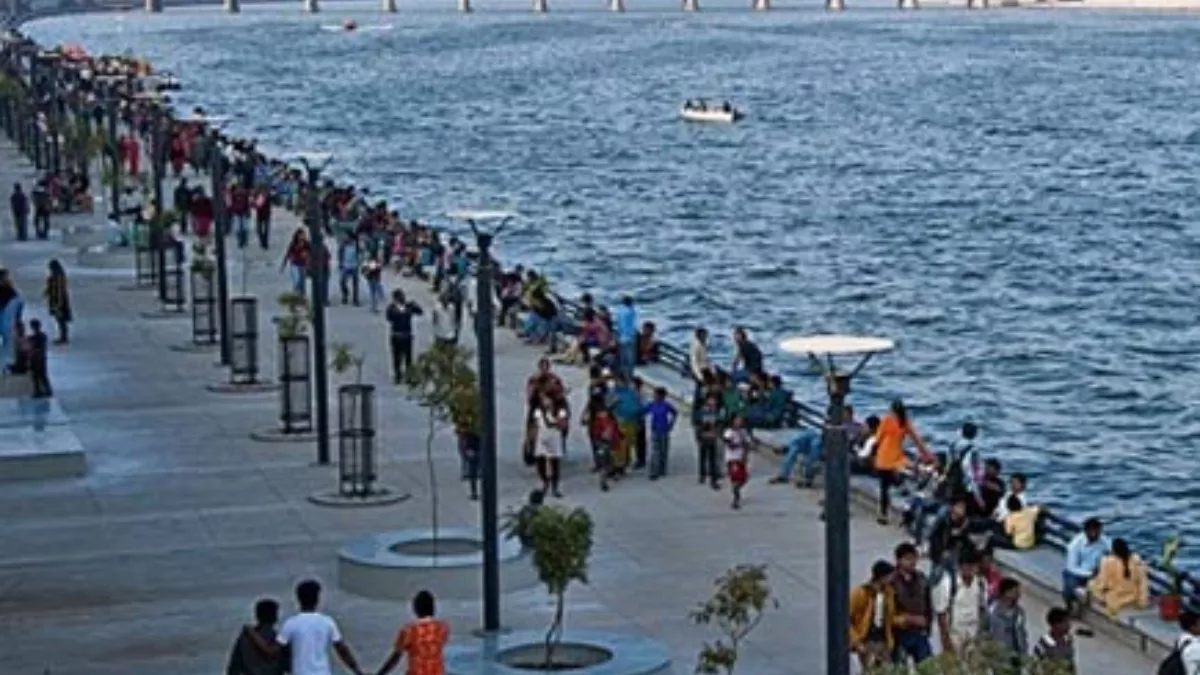 Gujarat: पति की मौत के बाद सती प्रथा के लिए दबाव बना रहे थे ससुराल वाले, महिला ने साबरमती नदी में कूदकर दी जान
