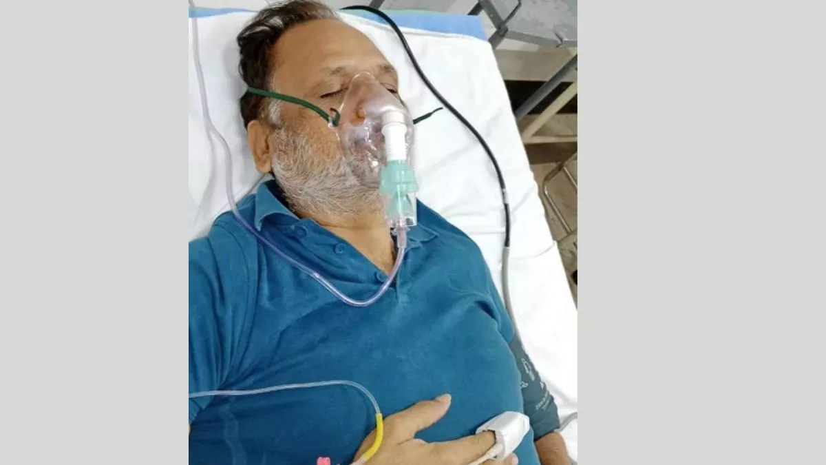 Delhi: ऑक्सीजन सपोर्ट पर सत्येंद्र जैन, LNJP में किया जा रहा शिफ्ट; तिहाड़ जेल के बाथरूम में गिरे थे AAP नेता
