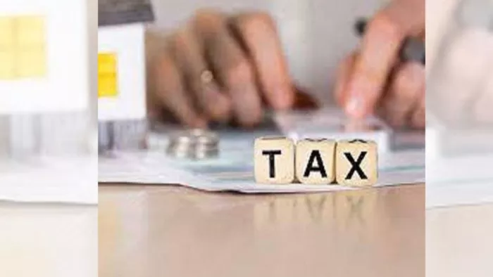 Government gave relief to salaried employees, increasing the income tax exemption limit for leave encashment to 25 lakhs
