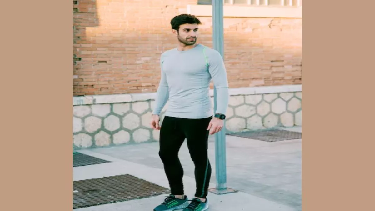 Track Pants For Men Cover Image Source: Jagran