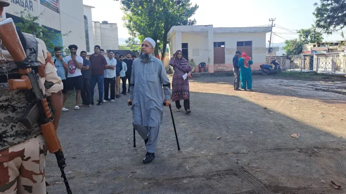 Anantnag Rajouri Lok Sabha Seat: कश्मीर की अनंतनाग-राजौरी सीट पर दिखी लोकतंत्र की ताकत