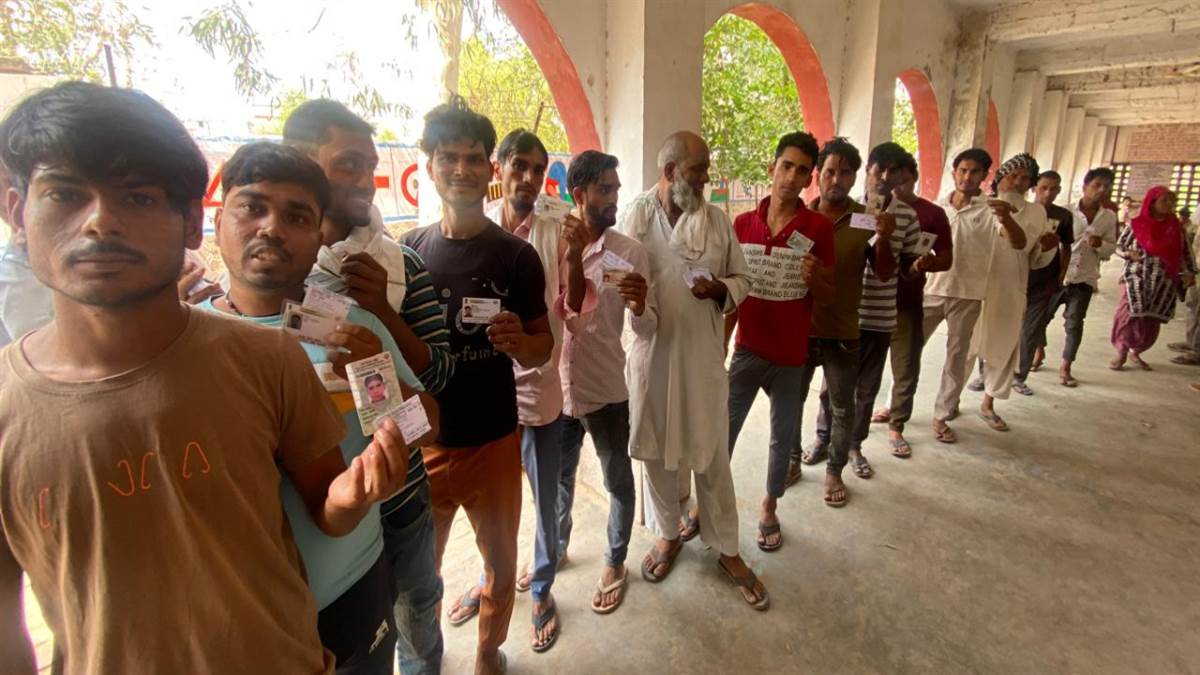 https://www.jagranimages.com/images/newimg/25052024/25_05_2024-voter_in_haryana_23724713_181447948.jpg