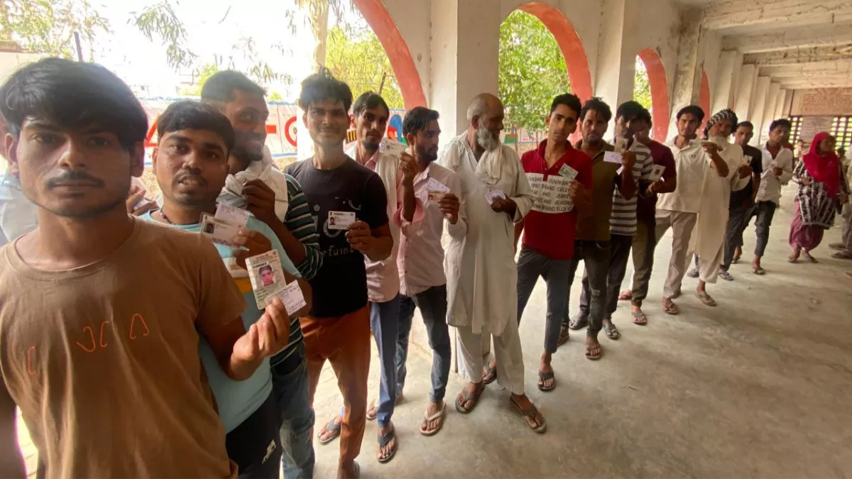 Haryana Lok Sabha Election Live Voting: हरियाणा में करीब 65 फीसदी हुआ मतदान, लोकतंत्र की ताकत बनकर उभरे सिरसा के वोटर्स
