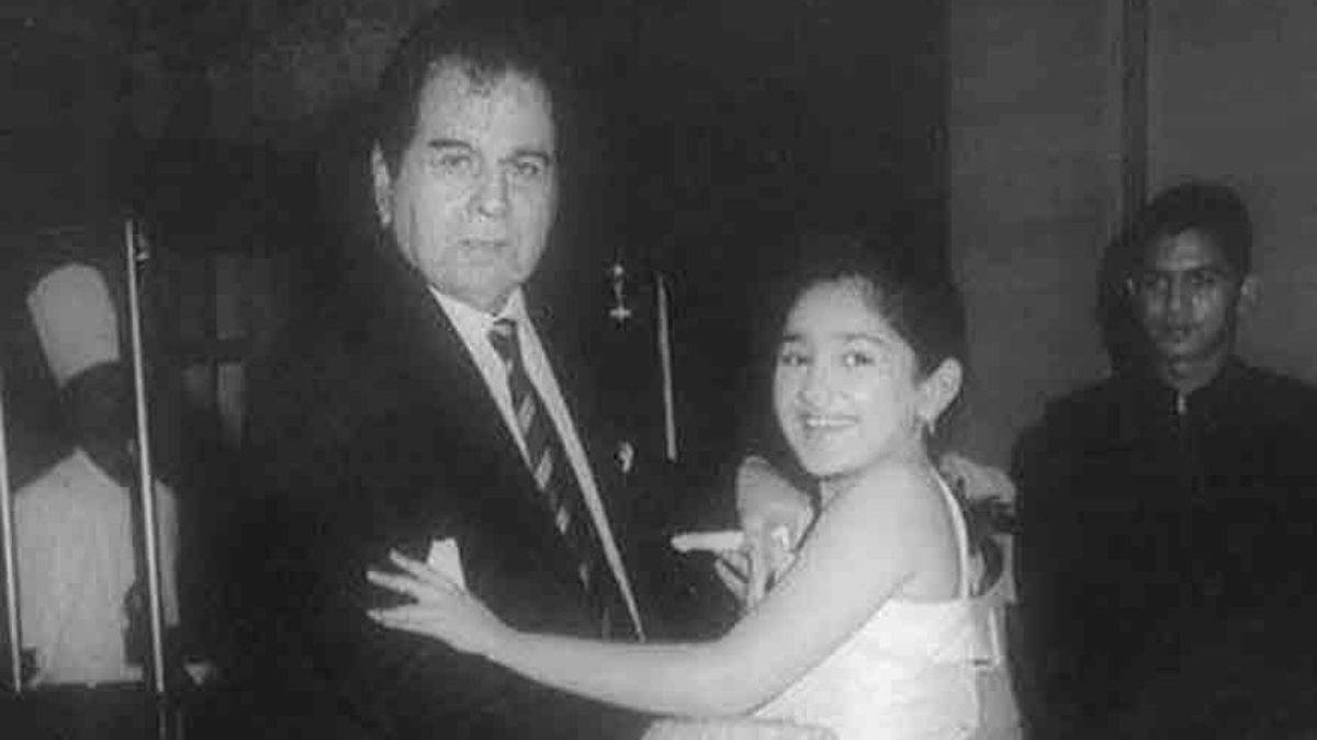 dilip kumar granddaughter sayyeshaa saigal active in bollywood last 20 years as an actress