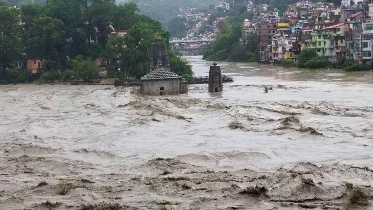 https://www.jagranimages.com/images/newimg/25052025/25_05_2025-himachal_flood_3_23946641.jpg