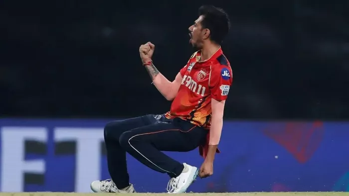 युजवेंद्र चहल ने दिल्ली कैपिटल्स के खिलाफ मैच में हिस्सा नहीं लिया (Pic Credit- Yuzvendra Chahal X)