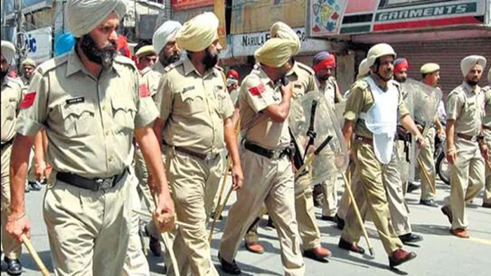 लुधियाना में रेलवे का फर्जी अधिकारी काबू किया गया है। फाइल फोटो