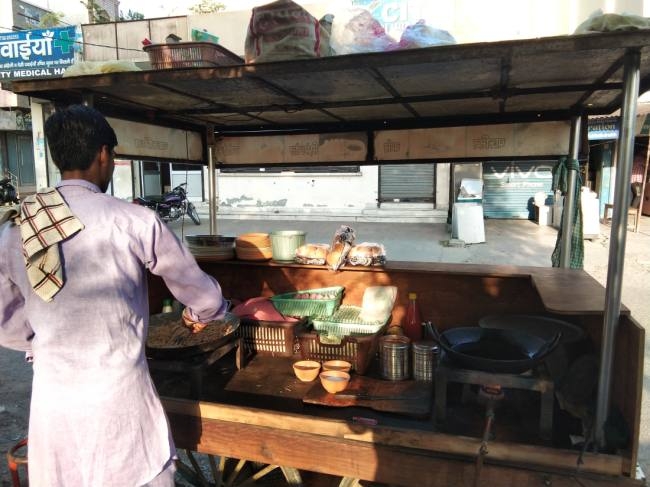 Health Department does not have the number of fast food sellers at on cart