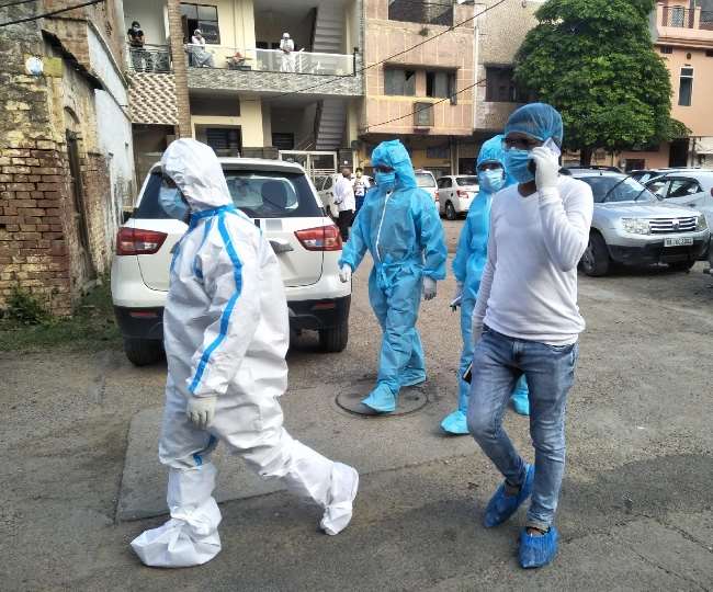 Coronavirus Update: कोरोना से एक और मौत, करनाल में 250 पार पहुंचा संक्रमितों का आंकड़ा