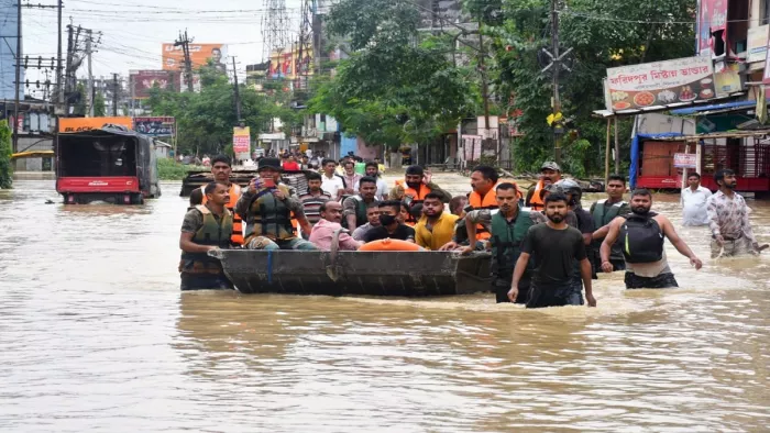 Assam Floods: रिलायंस इंडस्ट्रीज ने असम बाढ़ पीड़ितों के लिए दिए 25 करोड़ रुपए, मुख्यमंत्री हिमंत बिस्वा सरमा ने ट्वीट कर जताया आभार