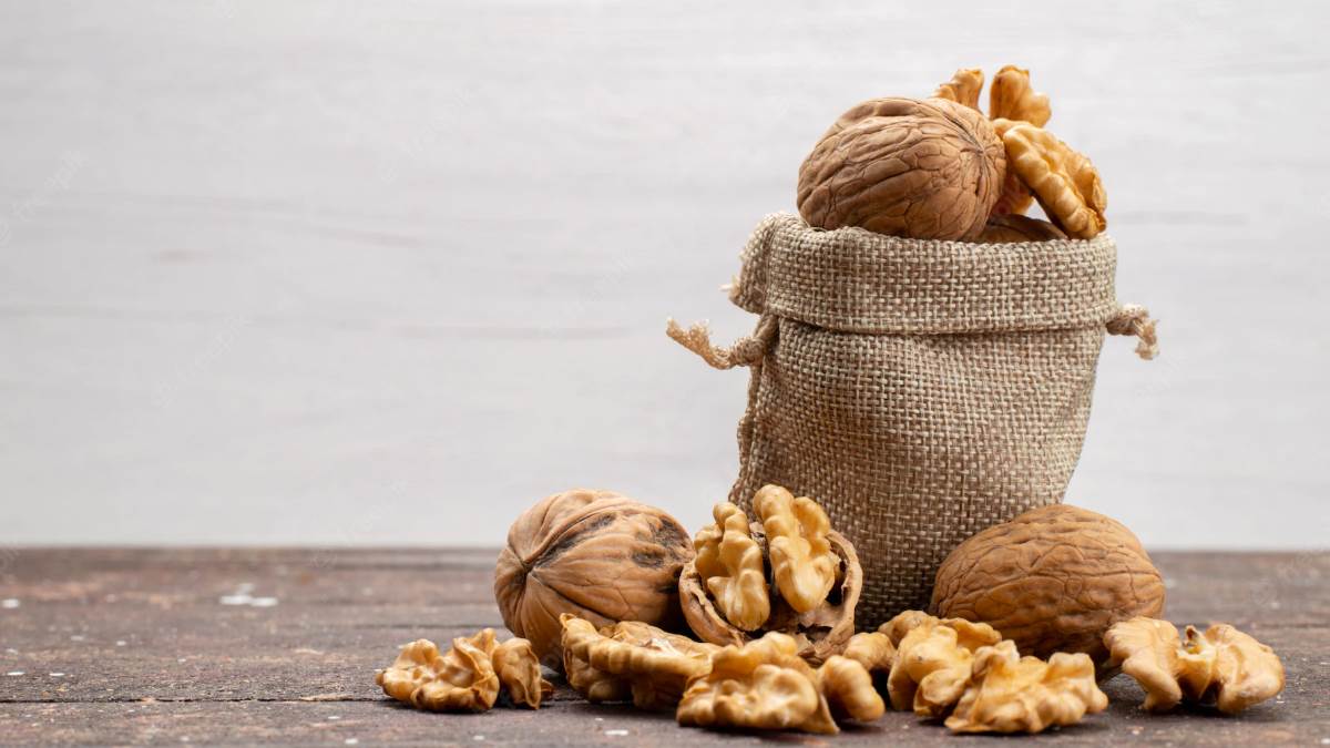 Myths about Walnuts: अखरोट से जुड़ी भ्रांतियां और उनका सच